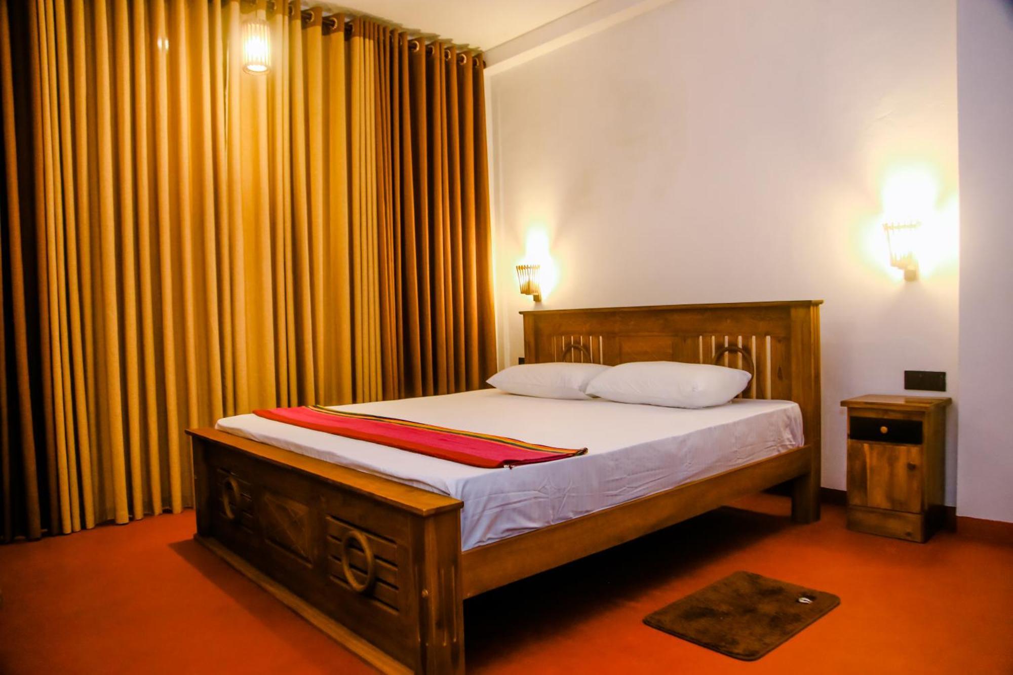 Bed and Breakfast Little Angels Mirissa Exterior foto