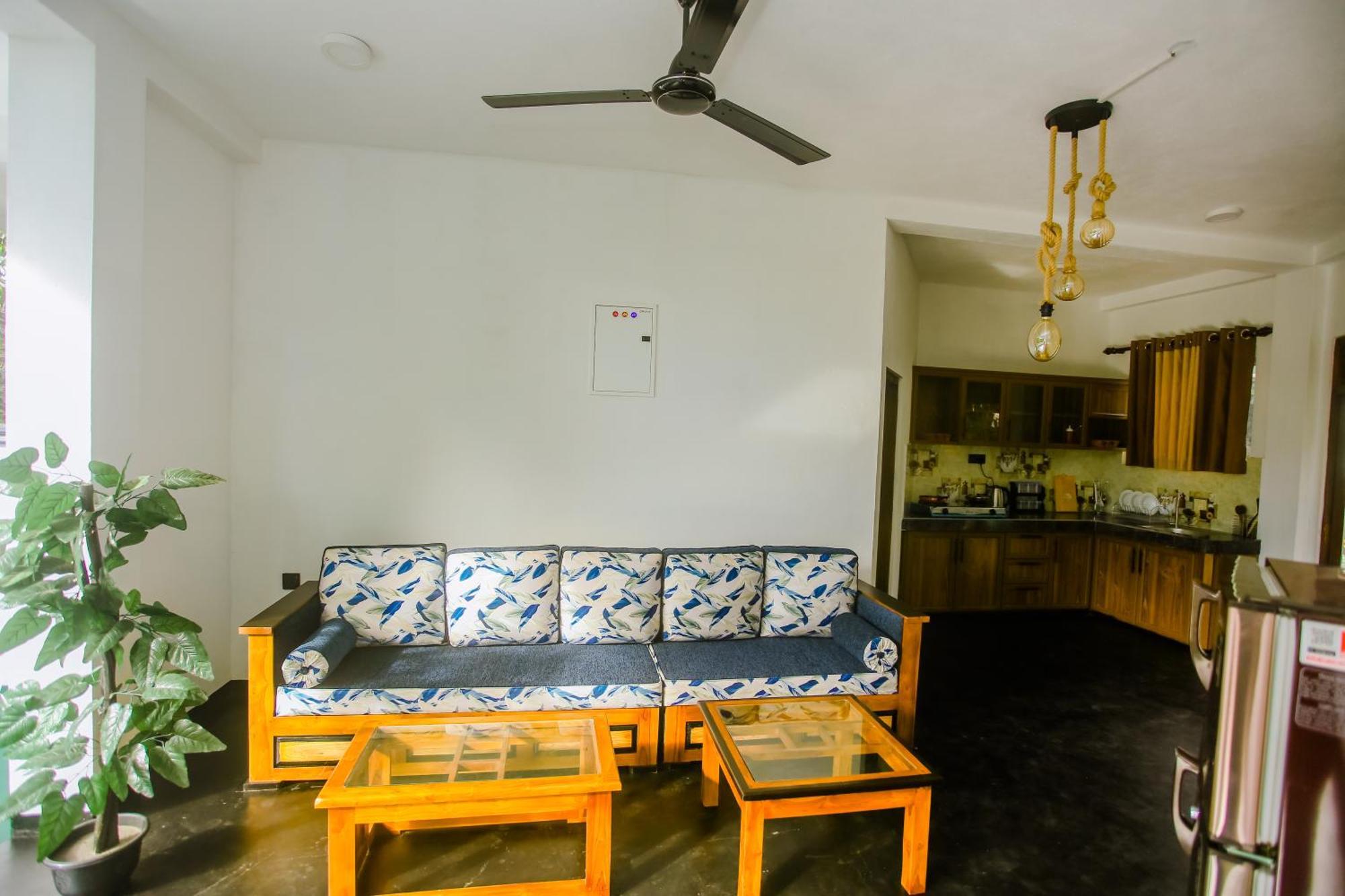 Bed and Breakfast Little Angels Mirissa Exterior foto